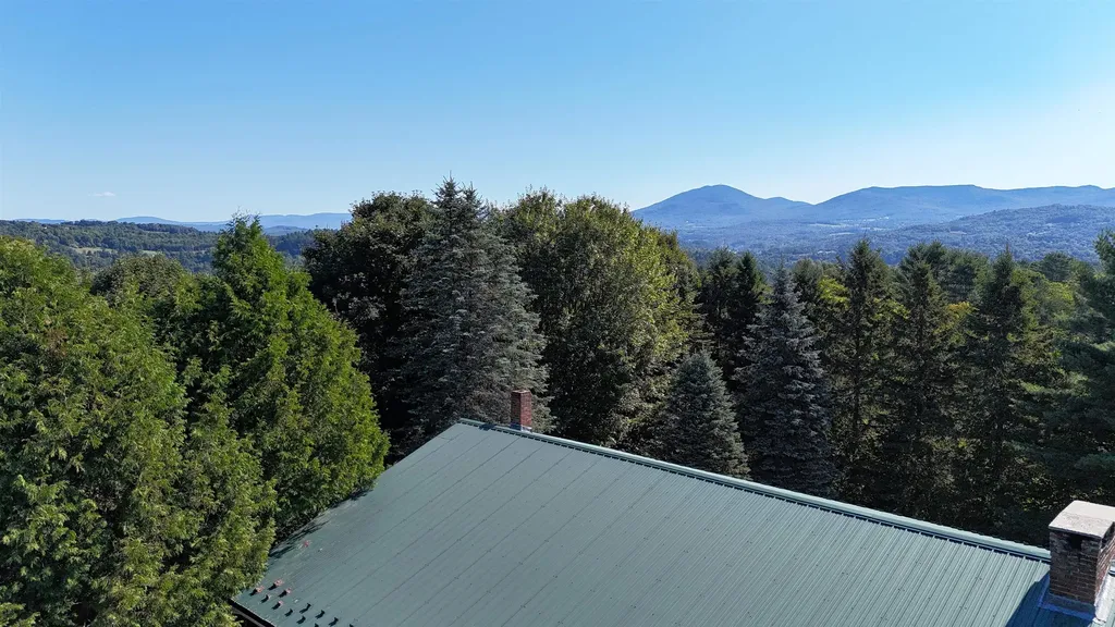 91 Vail Circle Lyndon VT 05851