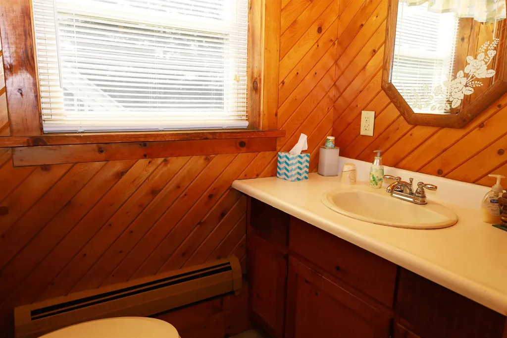 91 Vail Circle Lyndon VT 05851