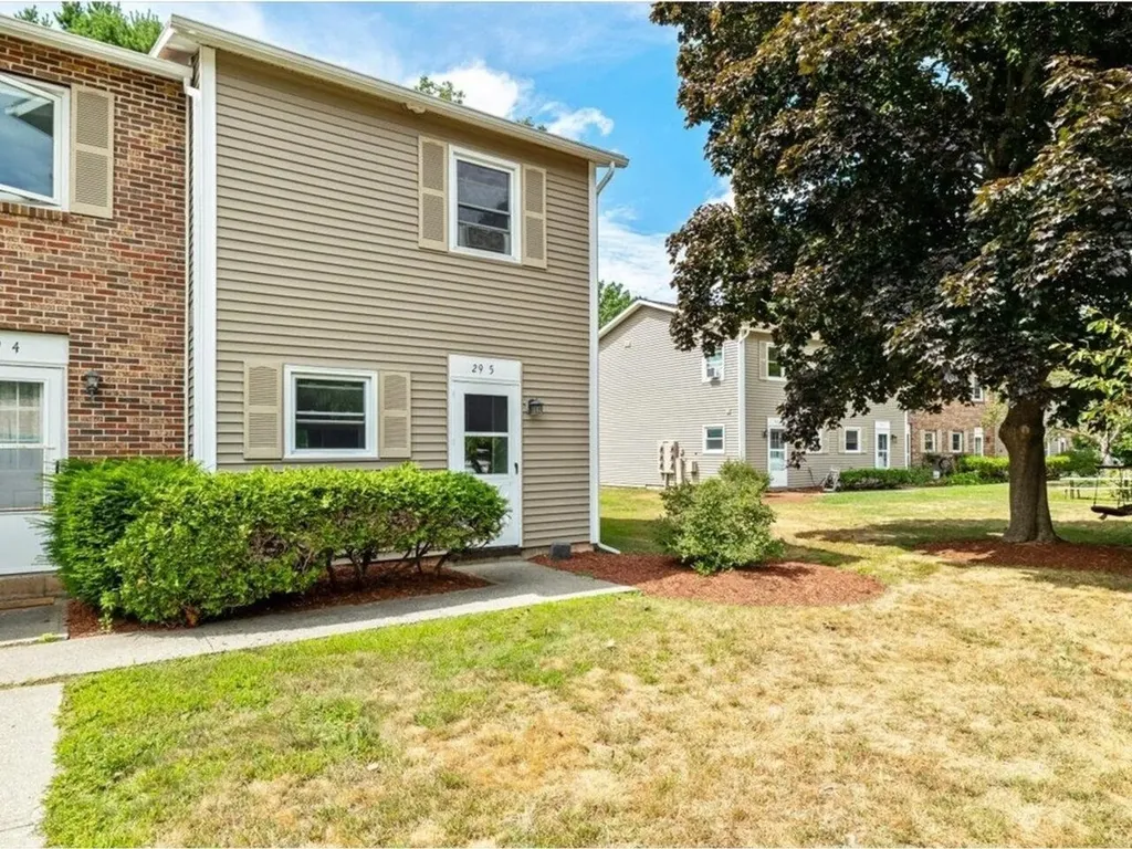 29 Red Pines Lane Colchester VT 05446