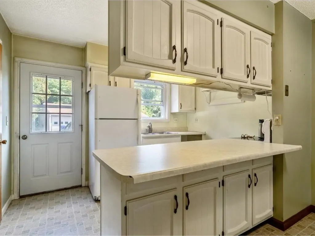29 Red Pines Lane Colchester VT 05446