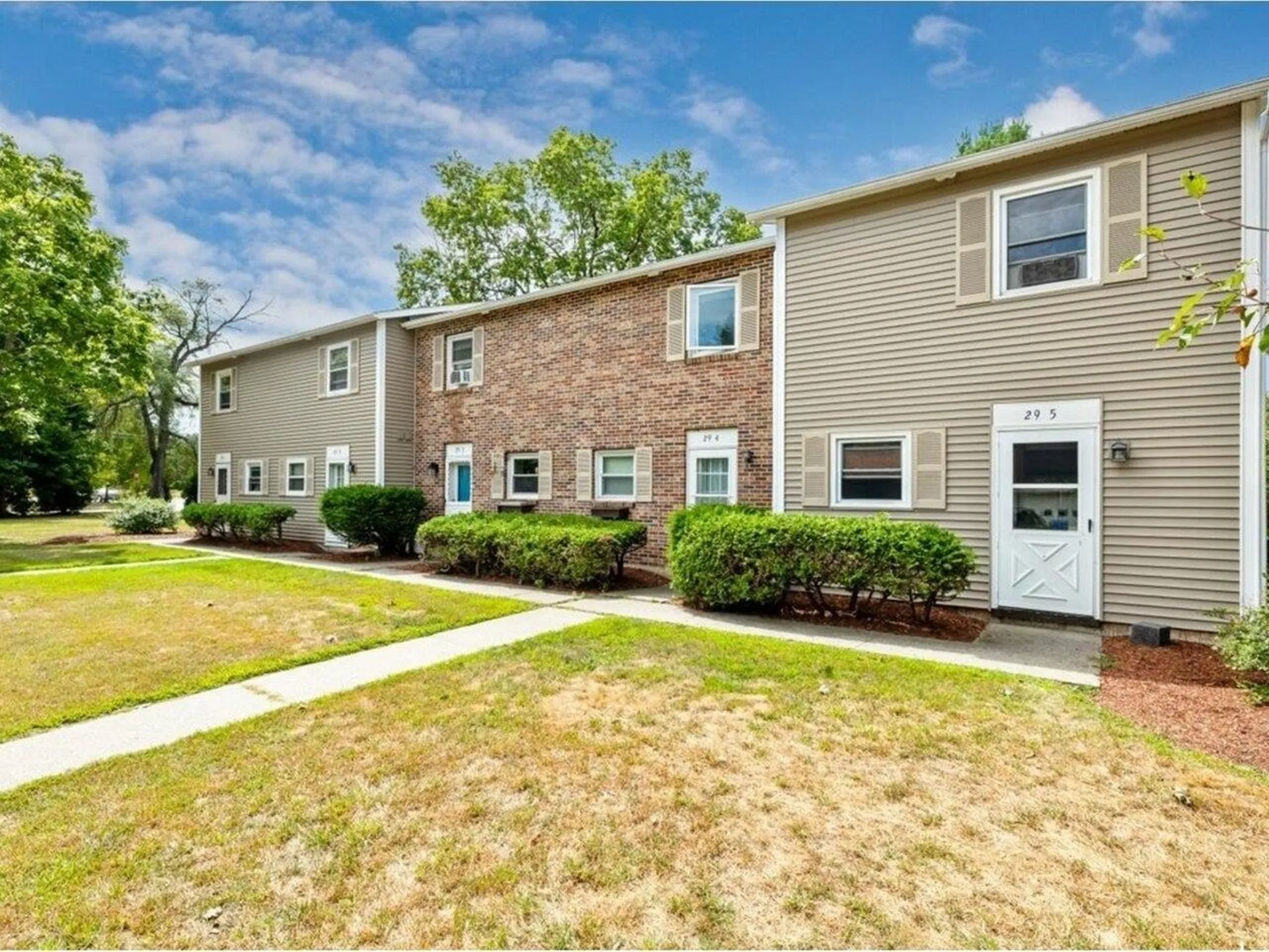 29 Red Pines Lane Colchester VT 05446