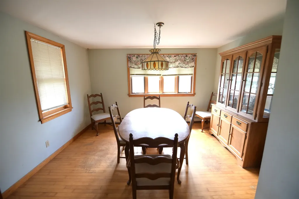 12 Woodridge Road Colchester VT 05446