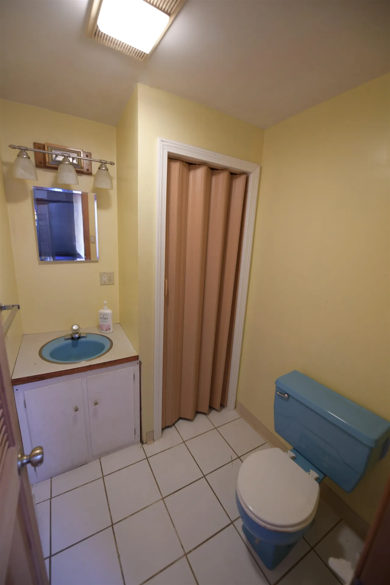 12 Woodridge Road Colchester VT 05446