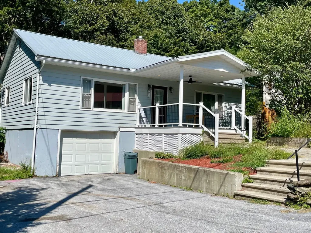 3 Quarry Court St. Albans City VT 05478
