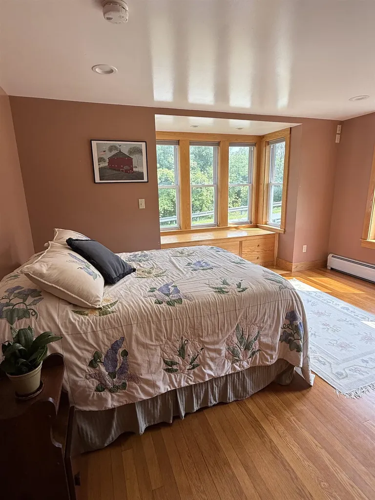 3 Howe Lane Tunbridge VT 05077