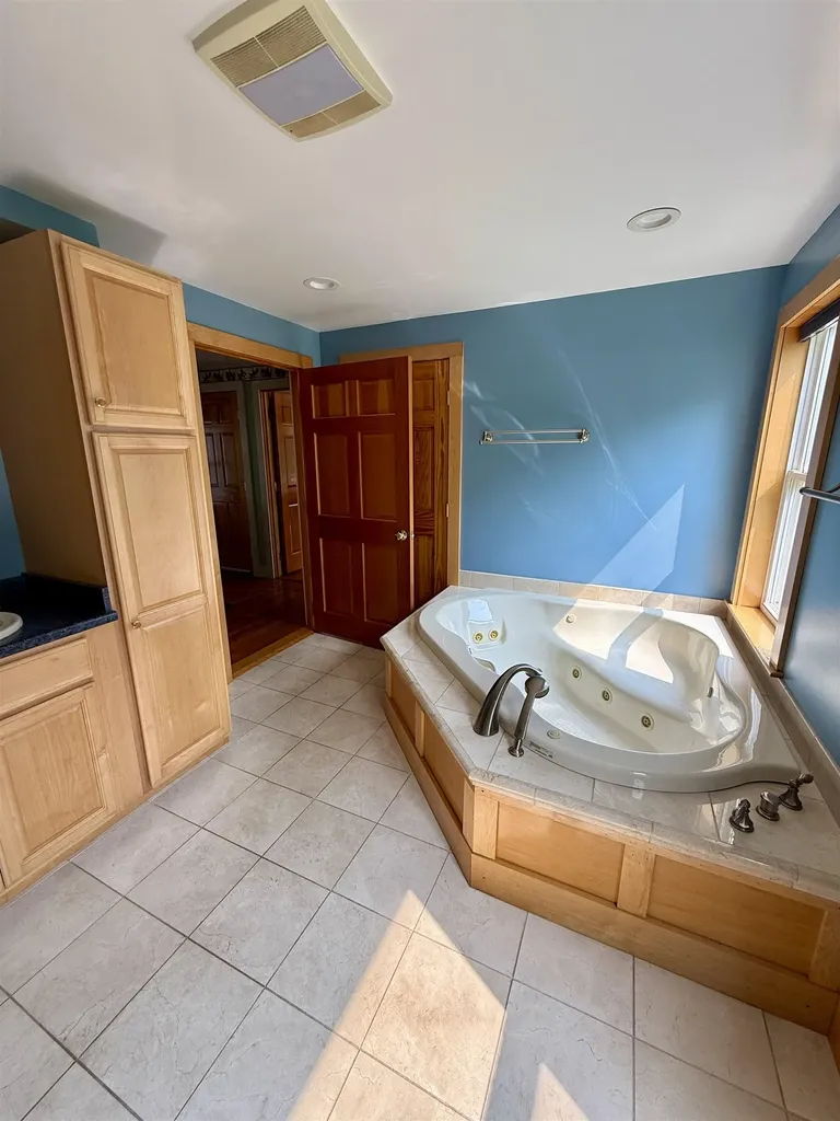 3 Howe Lane Tunbridge VT 05077