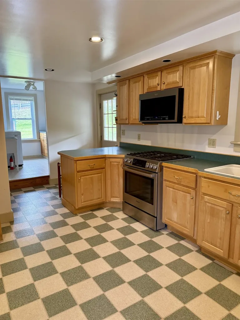 3 Howe Lane Tunbridge VT 05077