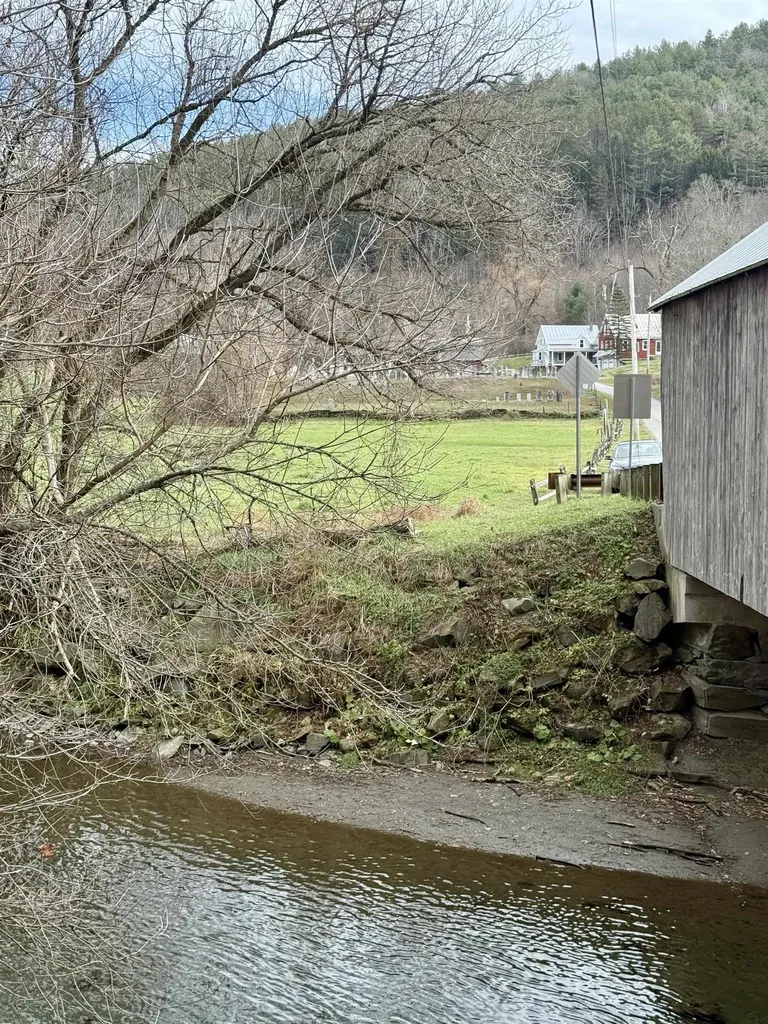 3 Howe Lane Tunbridge VT 05077