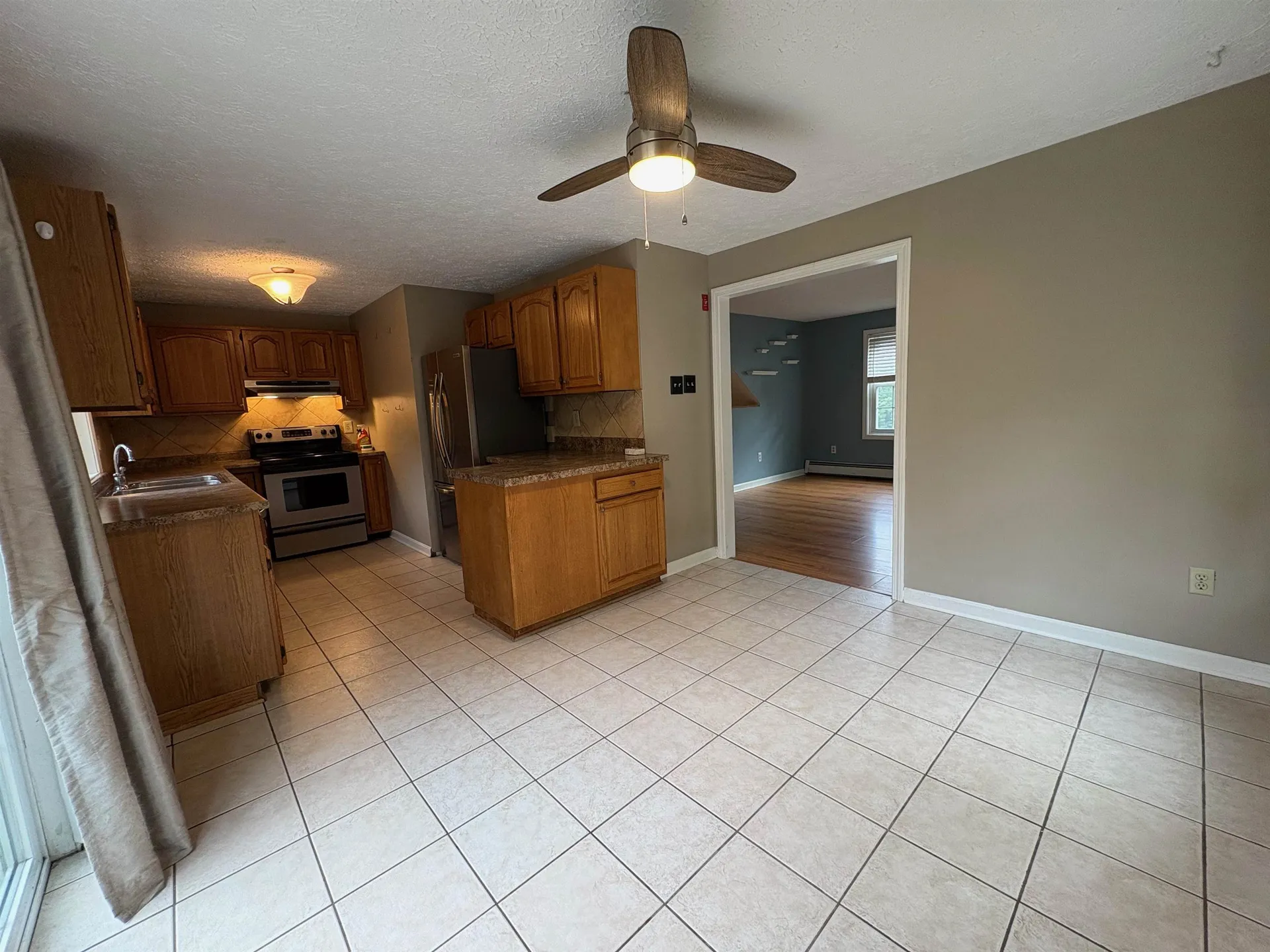 4 Josephine Drive Londonderry NH 03053