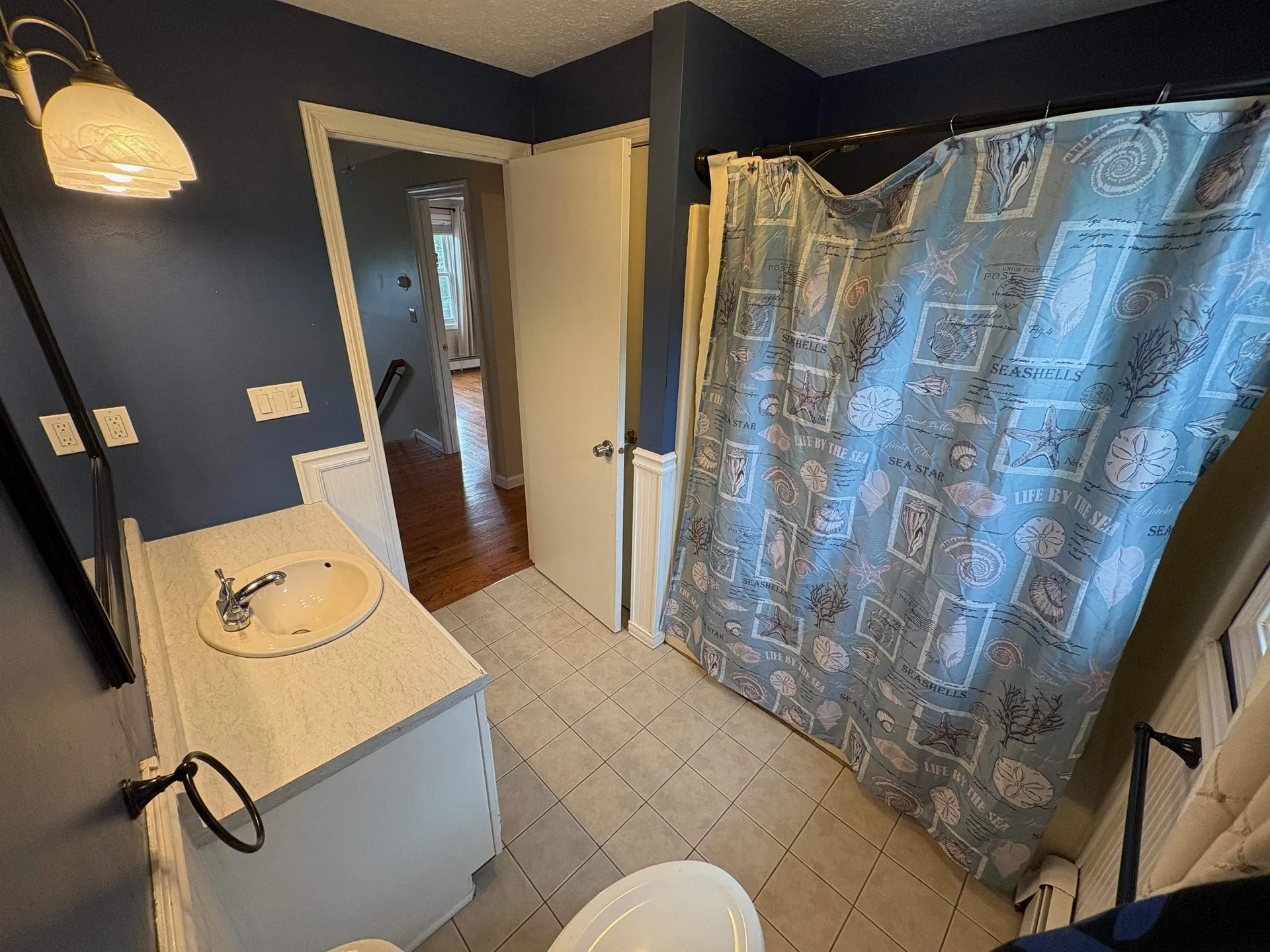 4 Josephine Drive Londonderry NH 03053