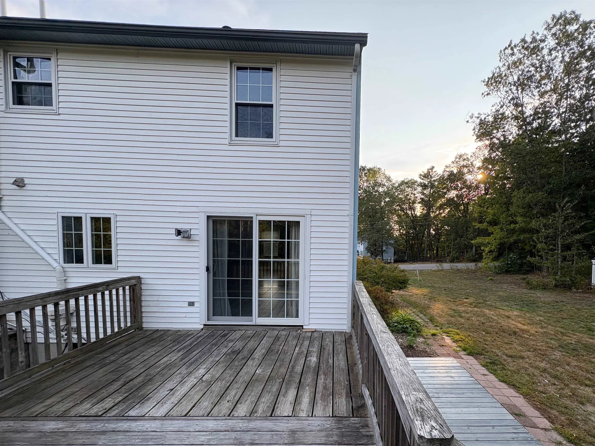 4 Josephine Drive Londonderry NH 03053
