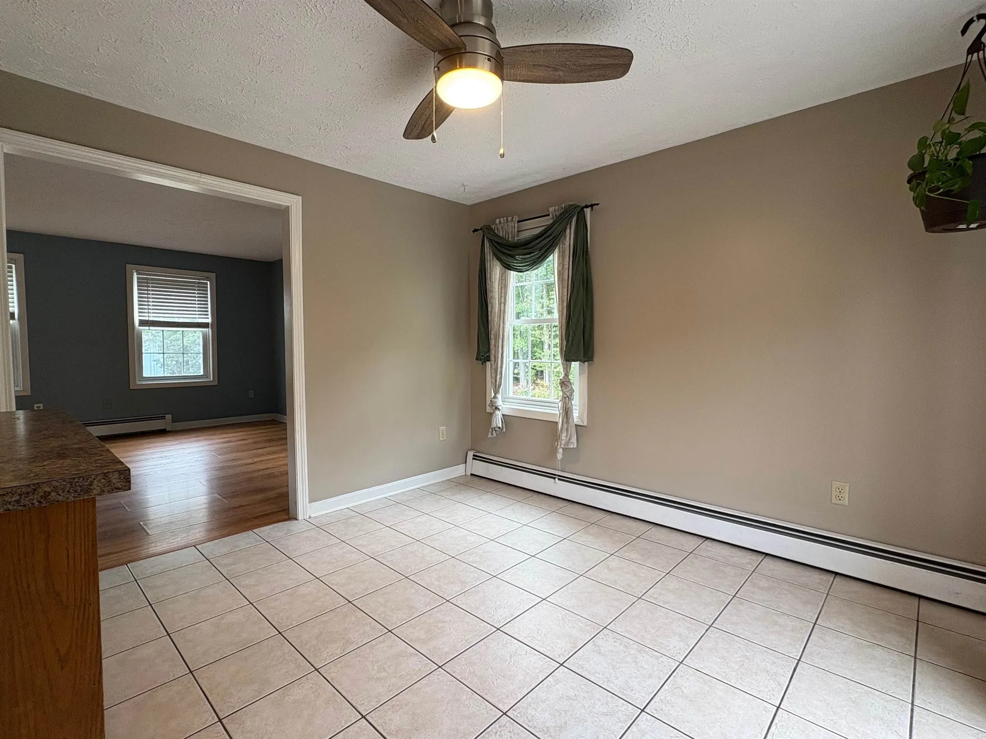 4 Josephine Drive Londonderry NH 03053