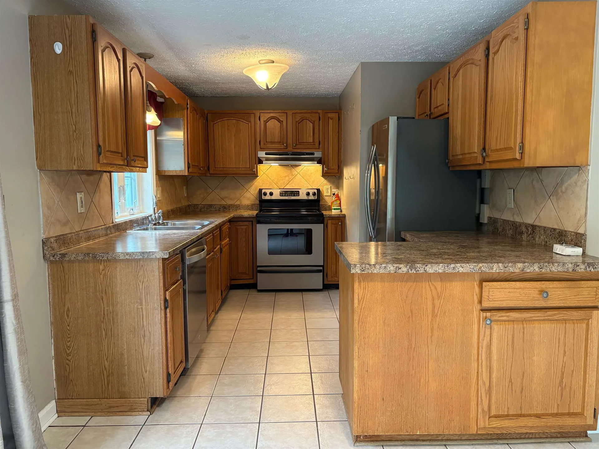4 Josephine Drive Londonderry NH 03053