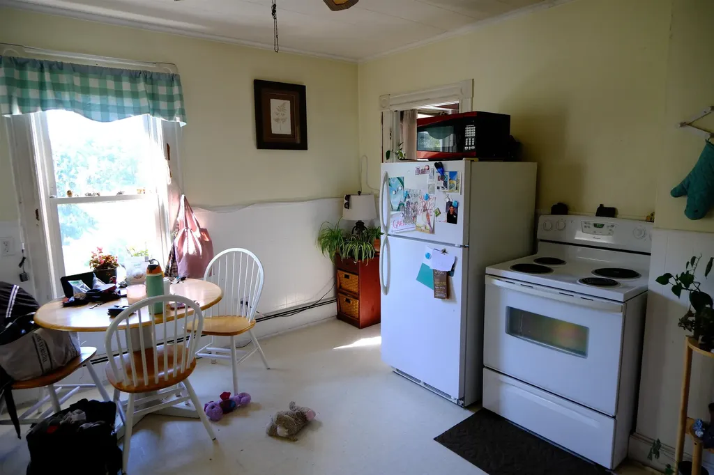 122 North Avenue St. Johnsbury VT 05819