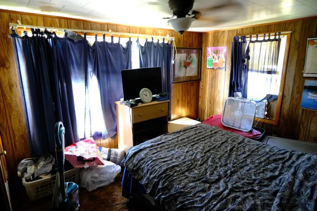 122 North Avenue St. Johnsbury VT 05819