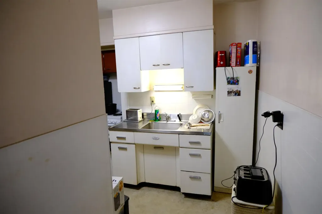 122 North Avenue St. Johnsbury VT 05819