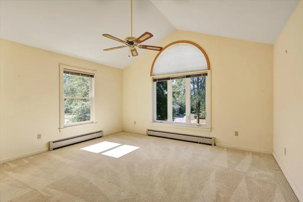 118 Stirling Place Burlington VT 05408