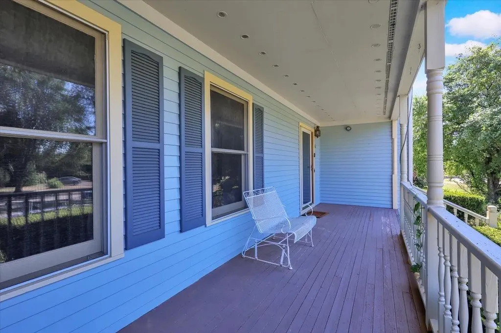 118 Stirling Place Burlington VT 05408