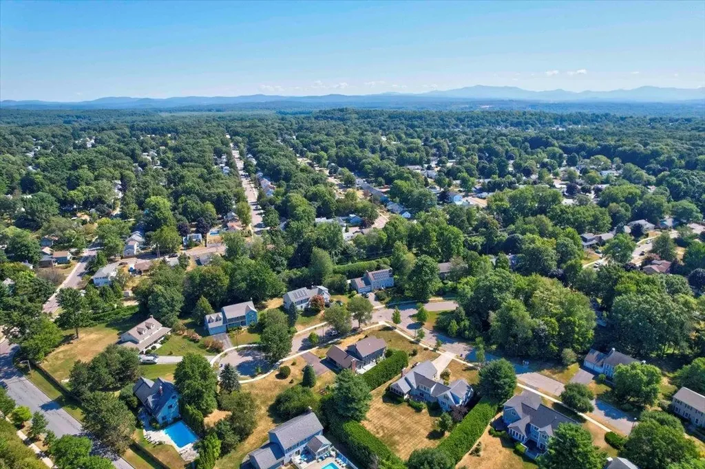 118 Stirling Place Burlington VT 05408