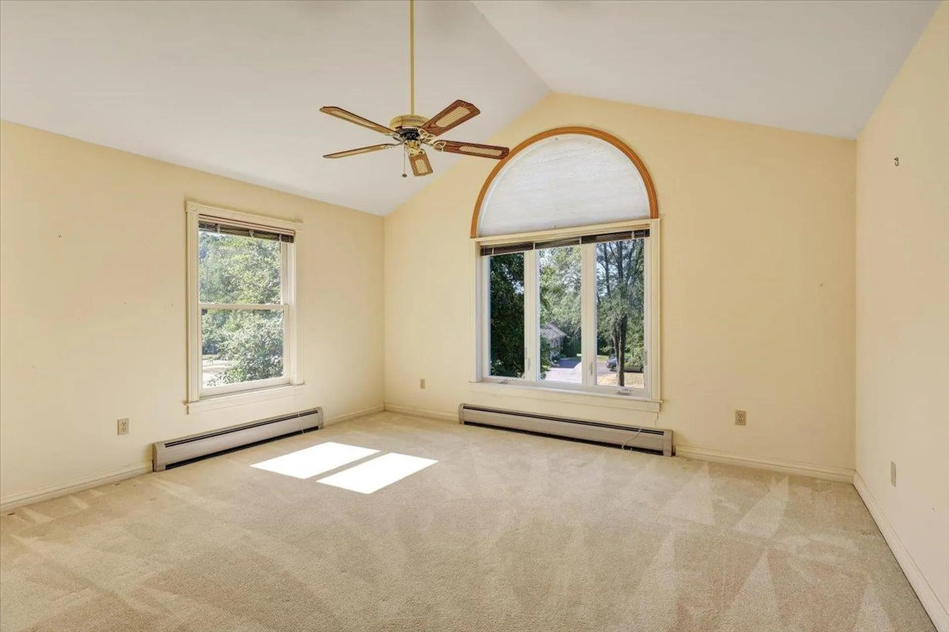 118 Stirling Place Burlington VT 05408