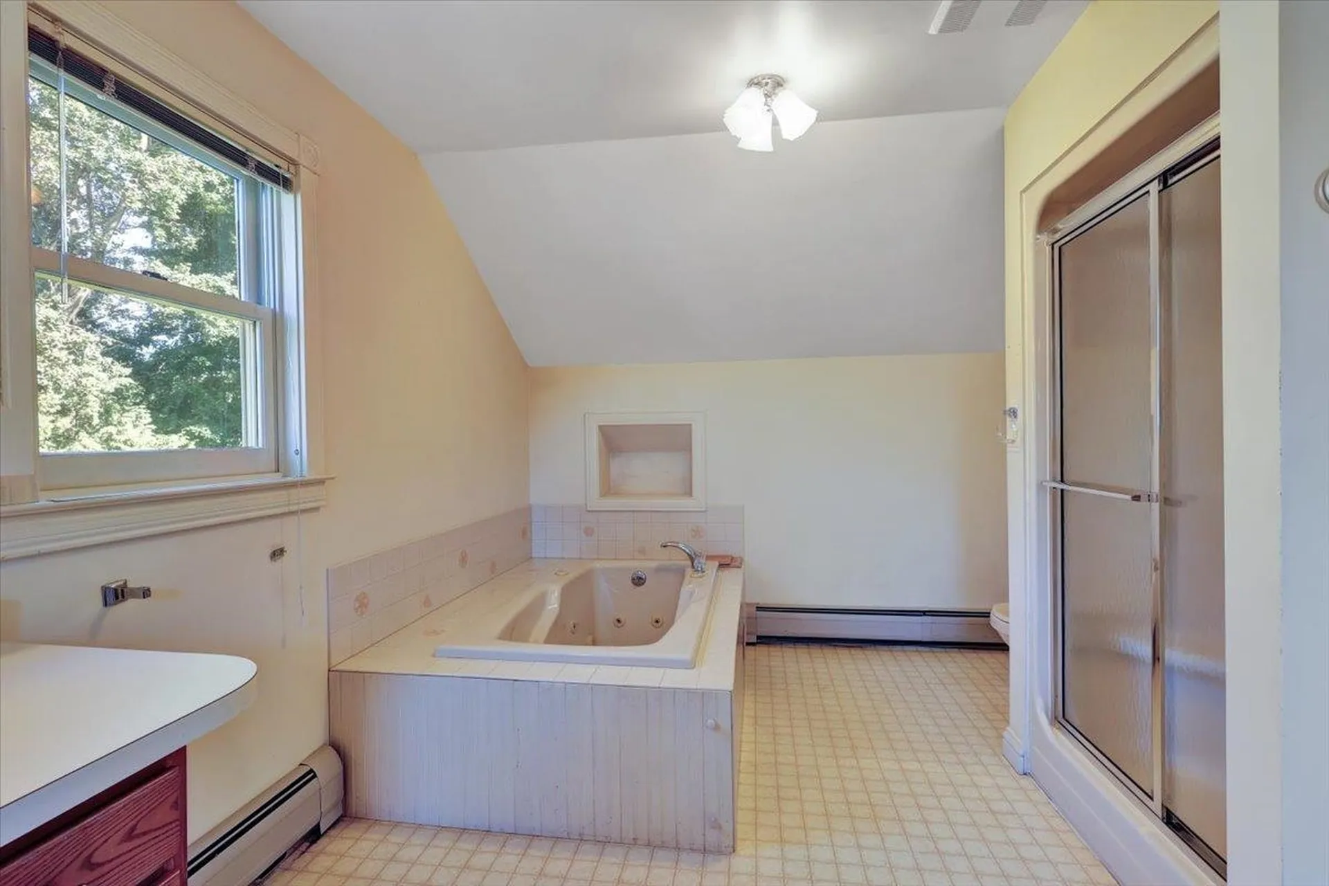 118 Stirling Place Burlington VT 05408