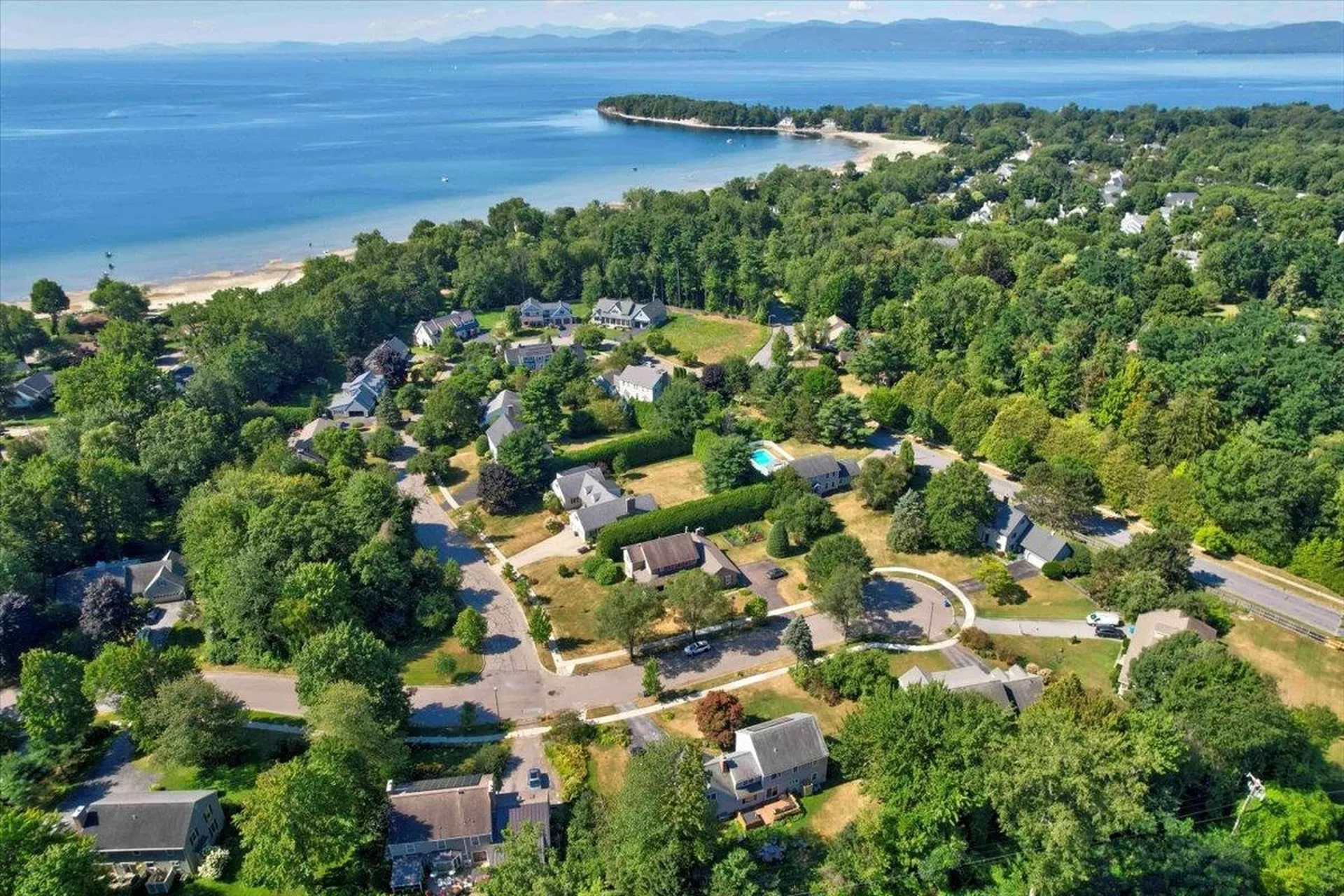 118 Stirling Place Burlington VT 05408