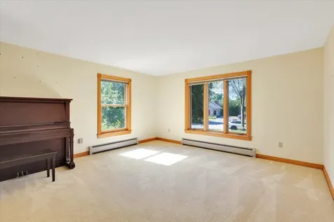 118 Stirling Place Burlington VT 05408