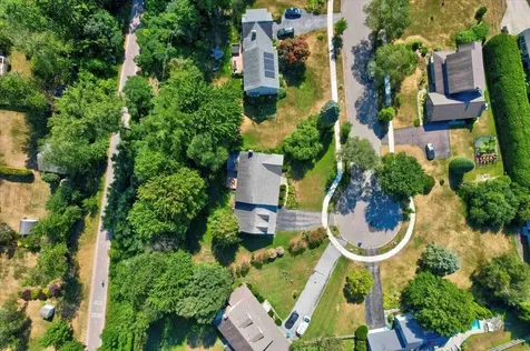 118 Stirling Place Burlington VT 05408