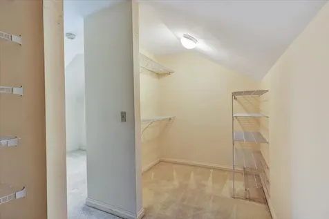 118 Stirling Place Burlington VT 05408