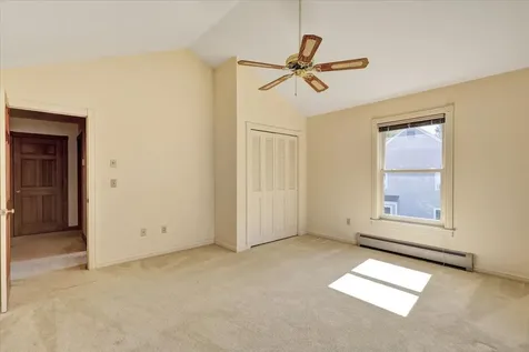 118 Stirling Place Burlington VT 05408