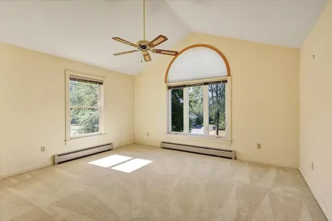 118 Stirling Place Burlington VT 05408