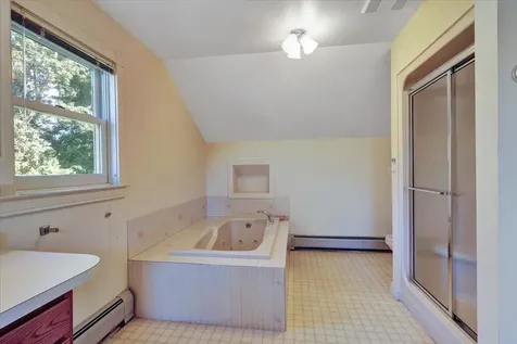 118 Stirling Place Burlington VT 05408