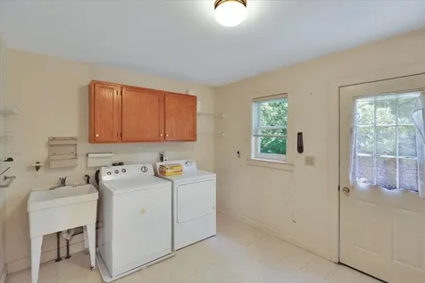 118 Stirling Place Burlington VT 05408