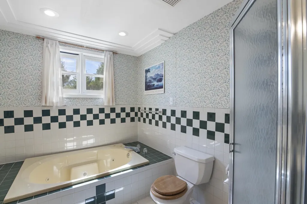 1192 Chapel Hill Road Whitingham VT 05361