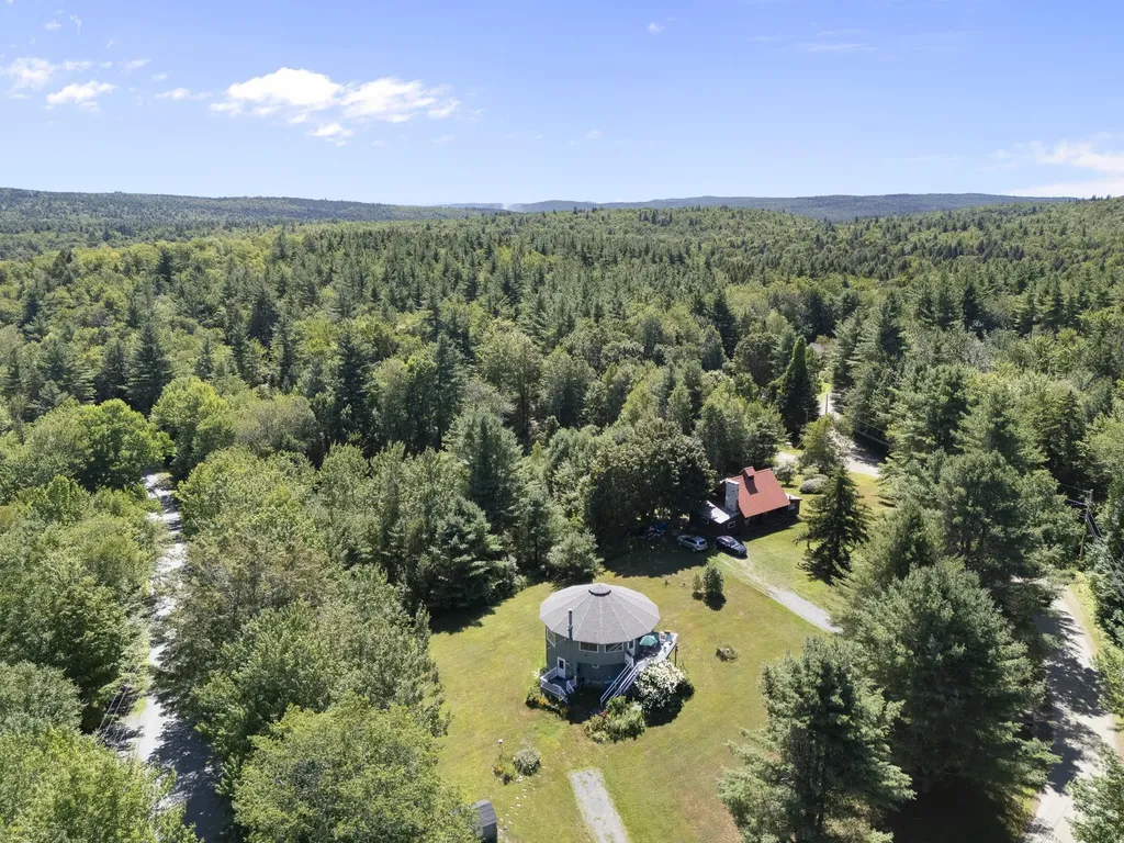 1192 Chapel Hill Road Whitingham VT 05361