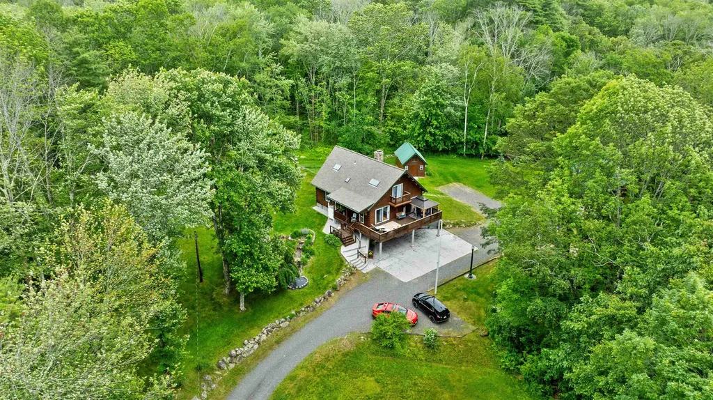 13 Chestnut Hill Road Farmington NH 03835