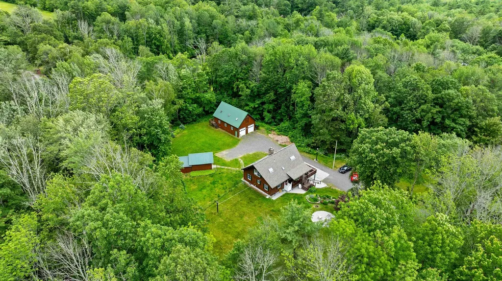 13 Chestnut Hill Road Farmington NH 03835