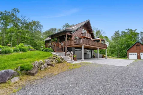 13 Chestnut Hill Road Farmington NH 03835