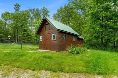 13 Chestnut Hill Road Farmington NH 03835