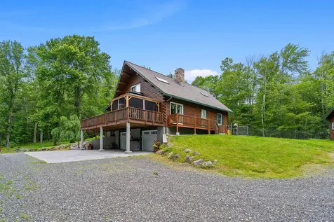 13 Chestnut Hill Road Farmington NH 03835