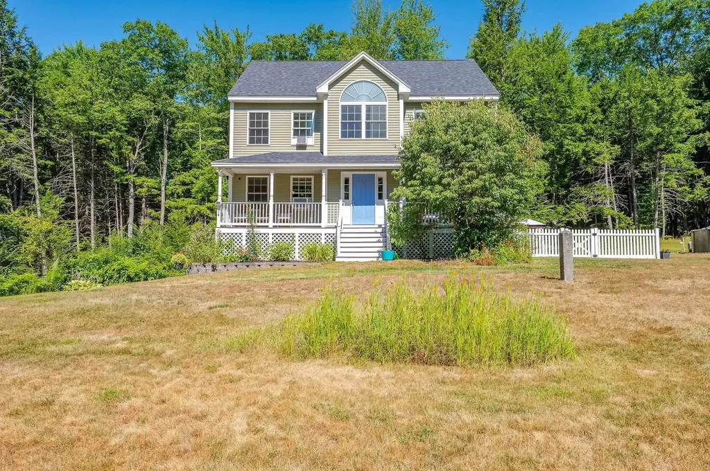 14 Hynes Court Rochester NH 03839