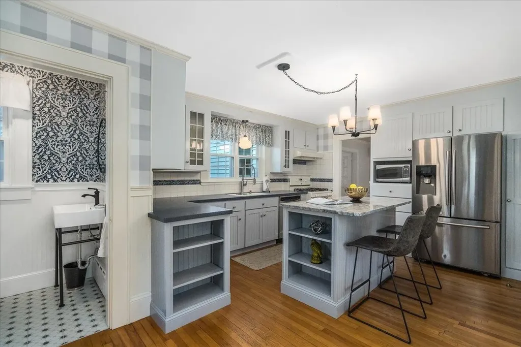 27 Penacook Street Concord NH 03301