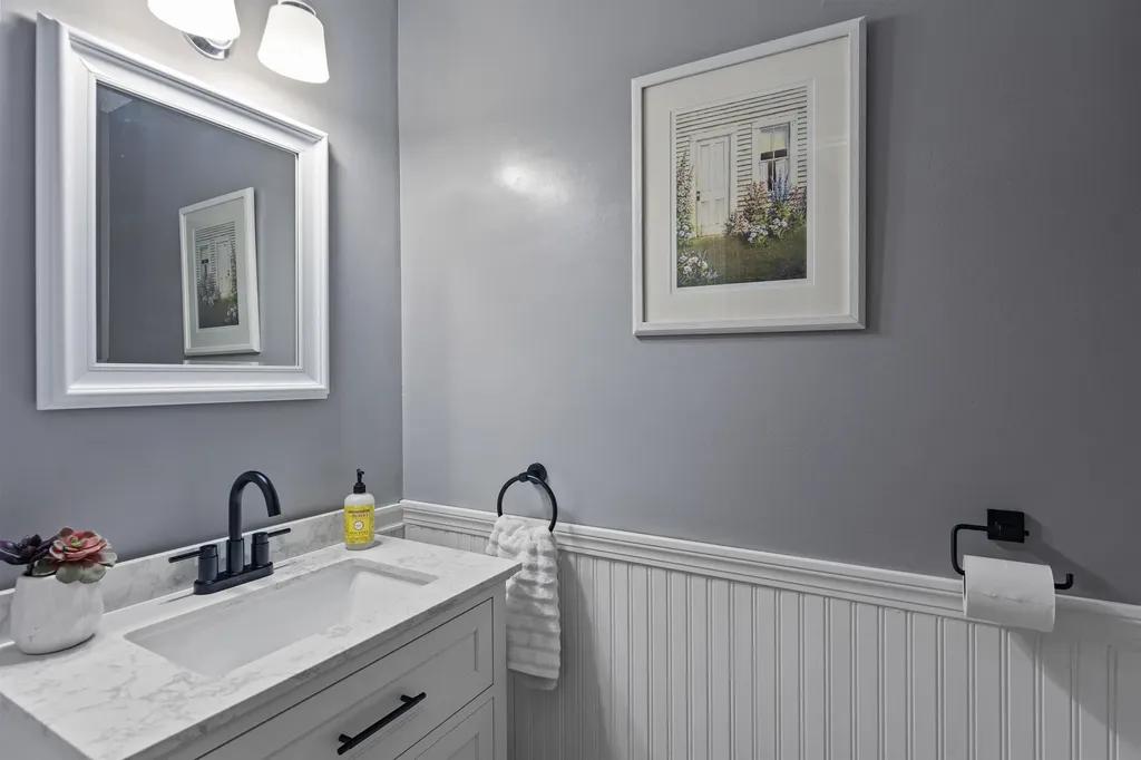 6 Parizo Street Essex VT 05452