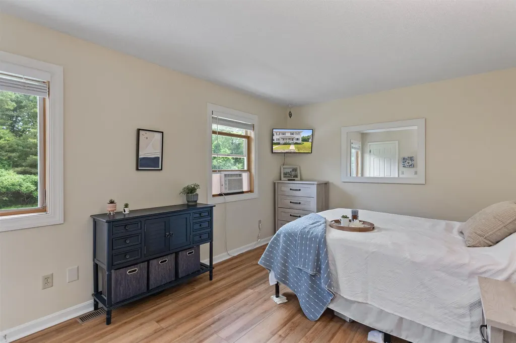 6 Parizo Street Essex VT 05452