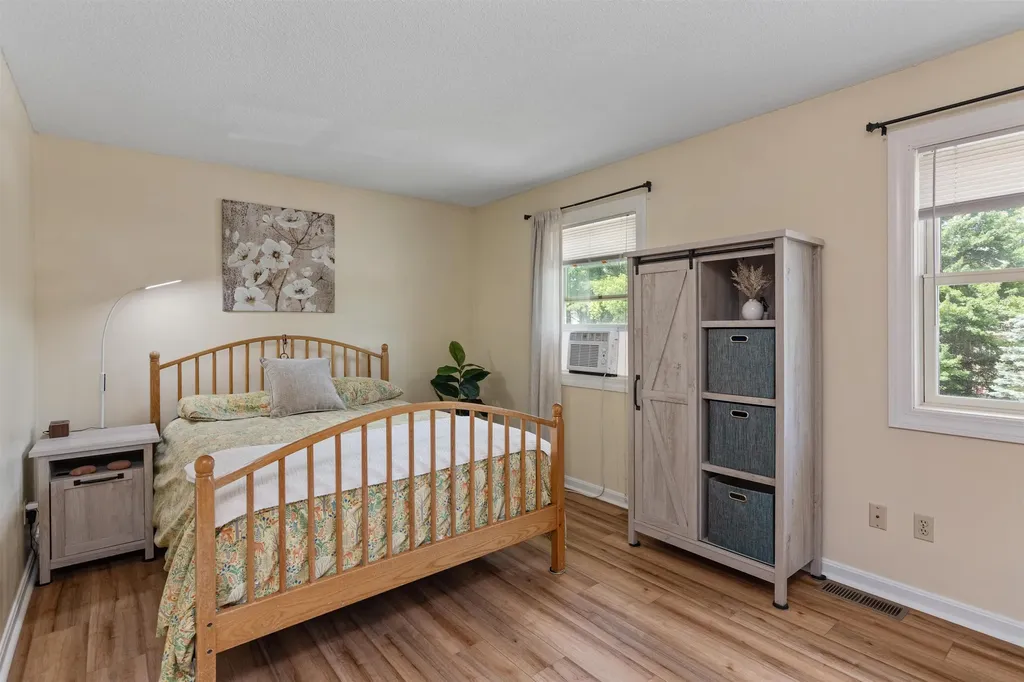 6 Parizo Street Essex VT 05452