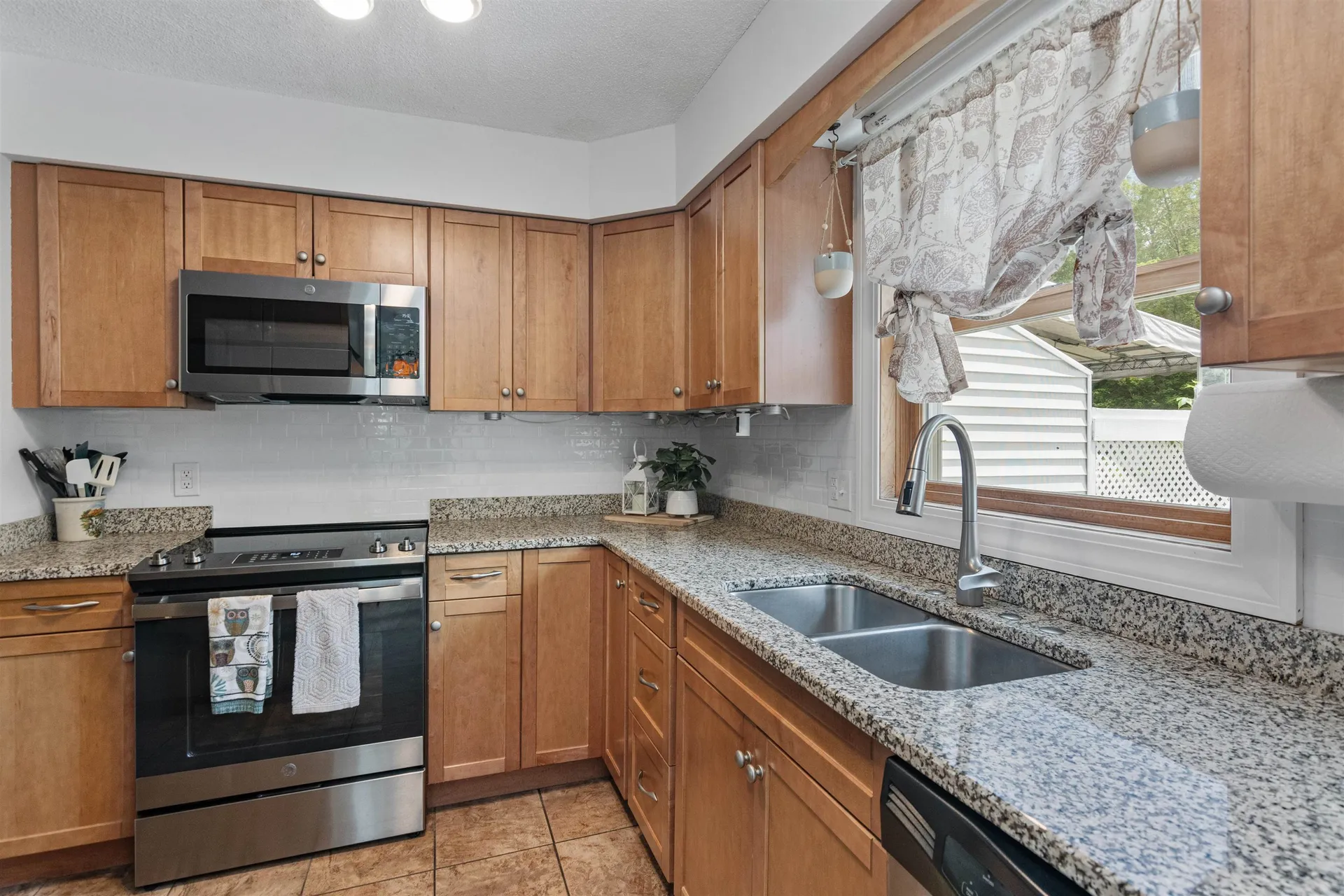 6 Parizo Street Essex VT 05452