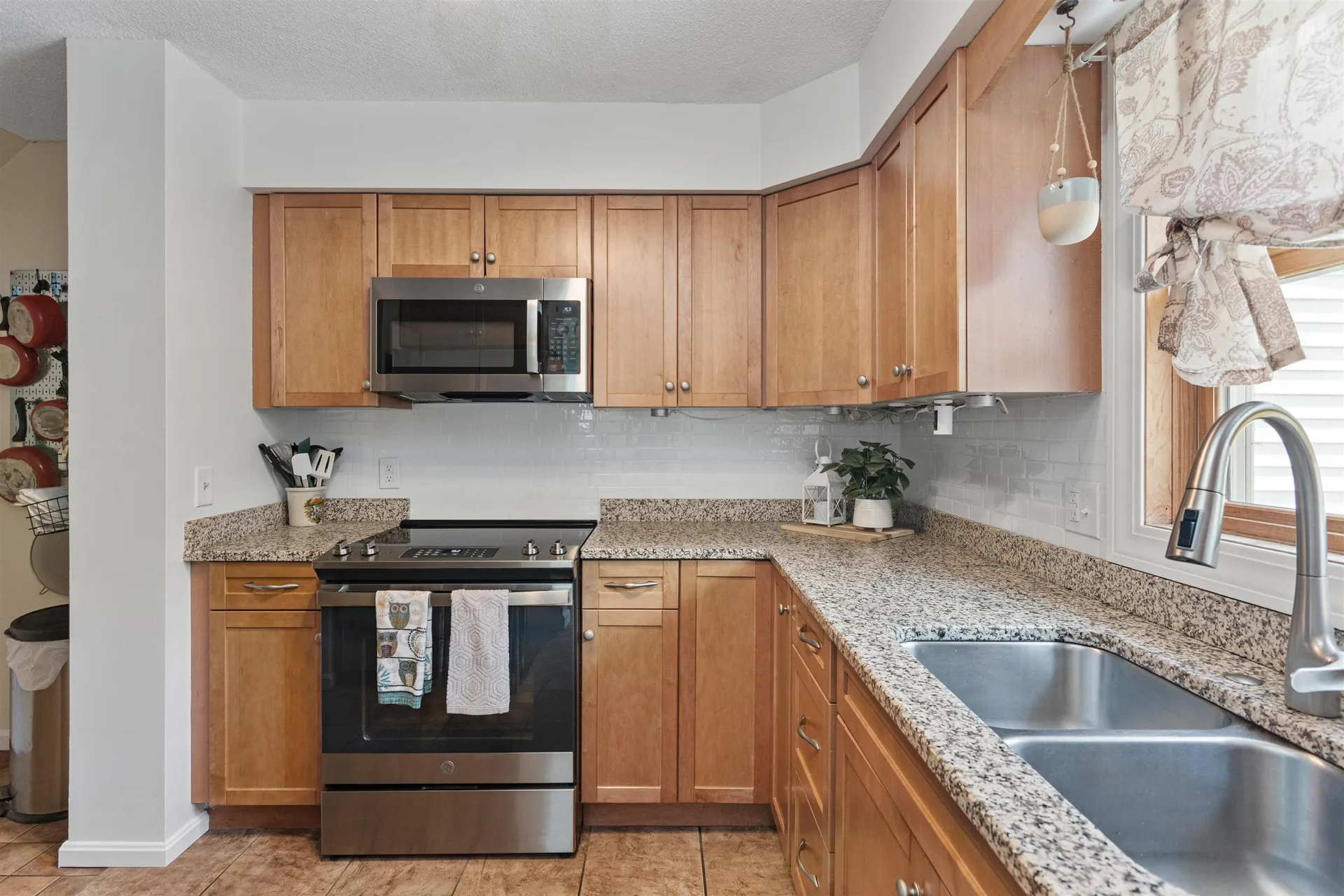 6 Parizo Street Essex VT 05452