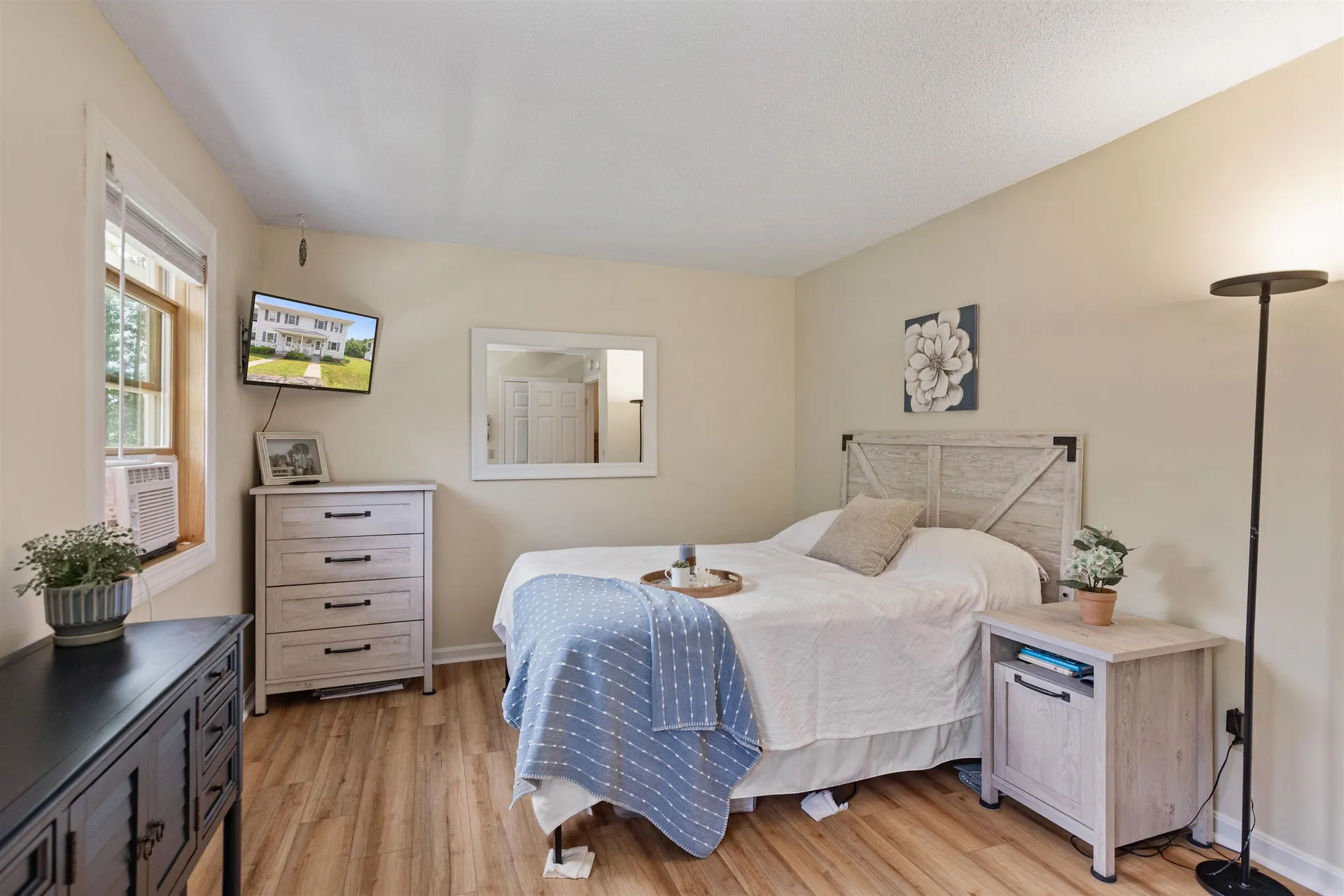 6 Parizo Street Essex VT 05452