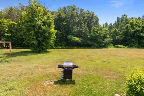 6 Parizo Street Essex VT 05452