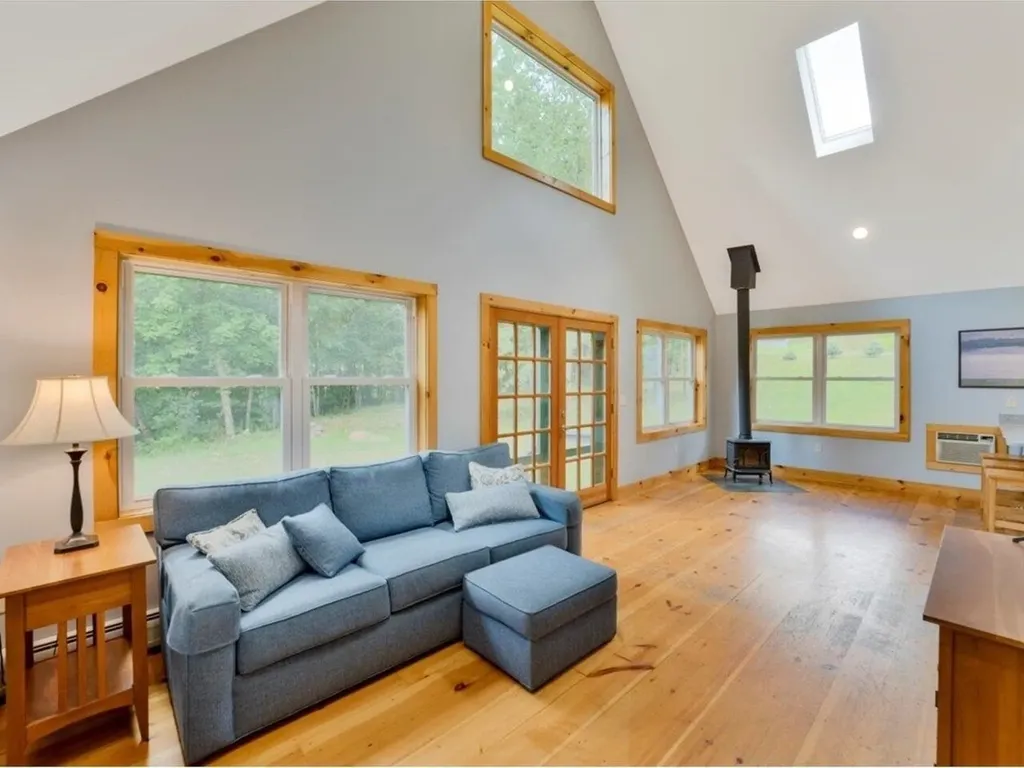 32 Rose Road Fairfax VT 05454
